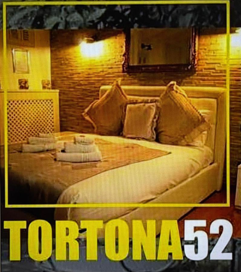 Bb Tortona Bed & Breakfast Milan Exterior photo